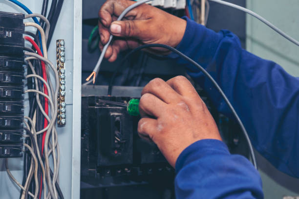 Best Best Electricians Near Me  in Hillsboro, OH